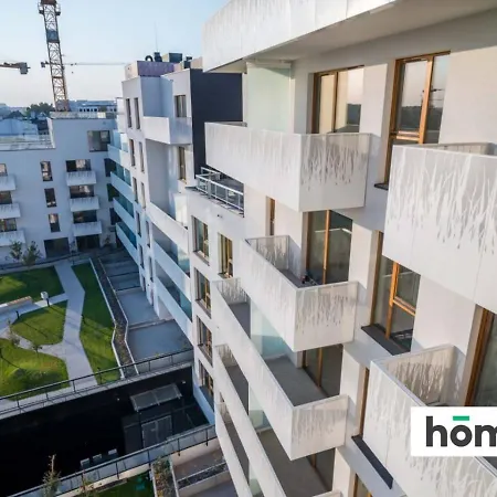 Golden River - Homfi Collection Апартаменты Вроцлав